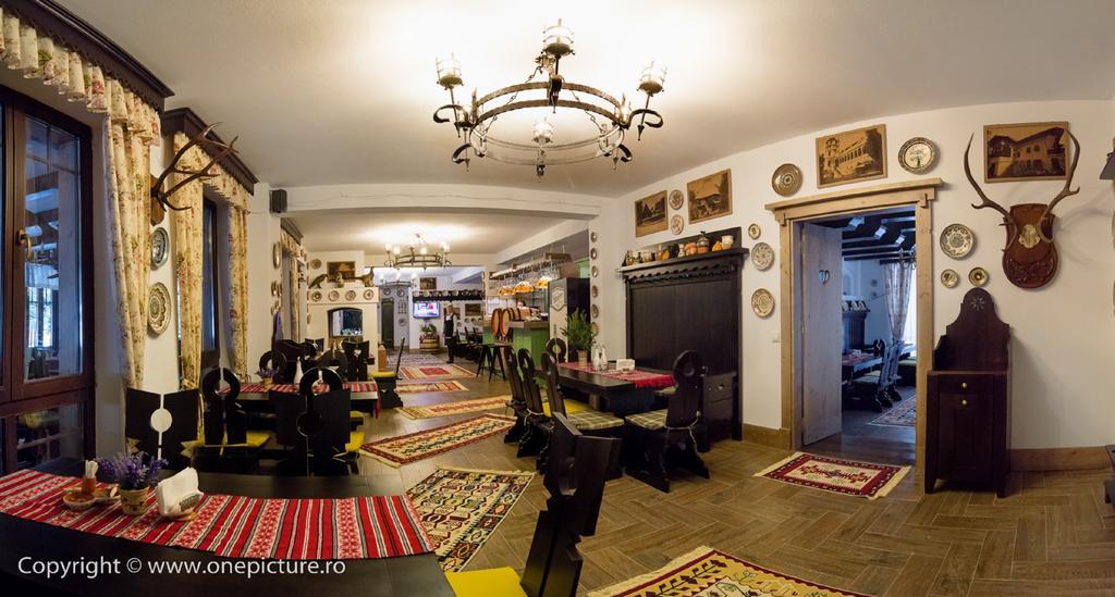 Hanul Haiducilor Obârşia-Lotrului Exterior foto